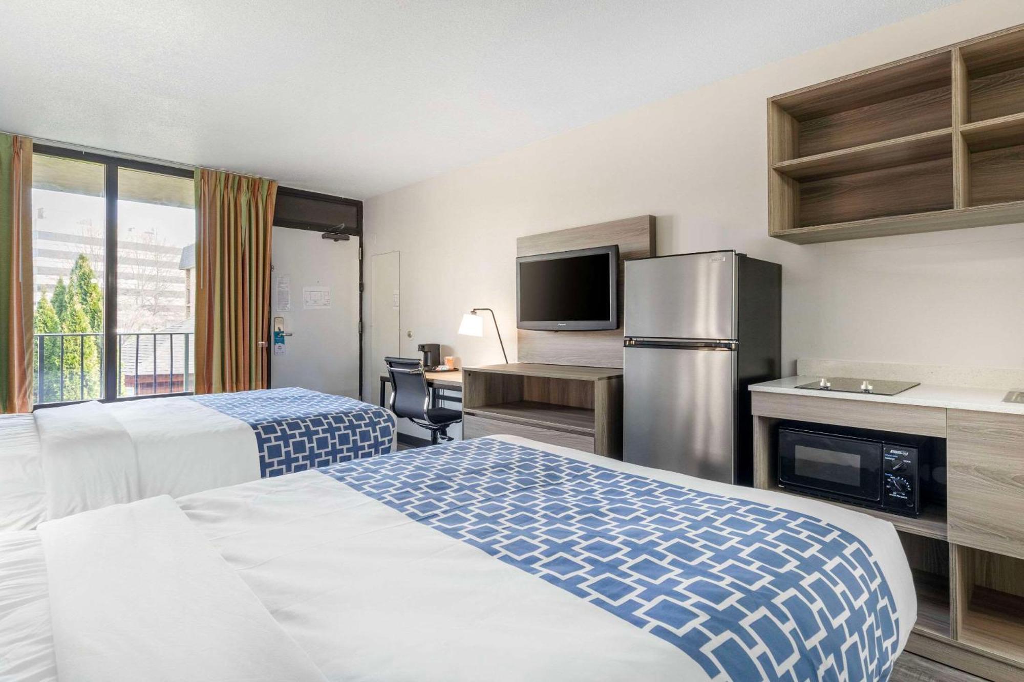 Suburban Studios Tysons Corner Vienna Bagian luar foto