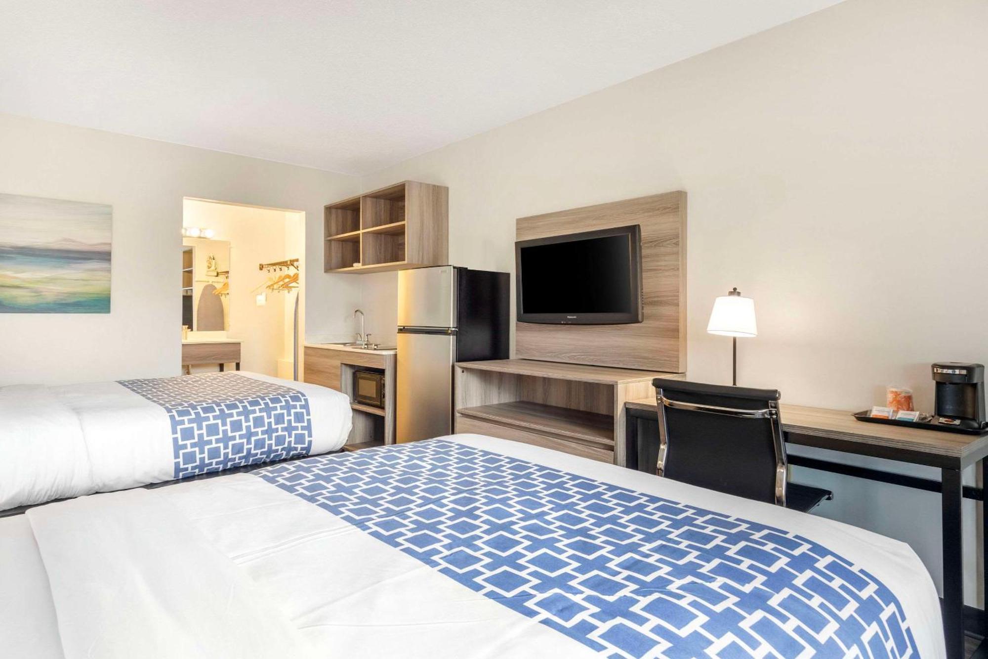 Suburban Studios Tysons Corner Vienna Bagian luar foto