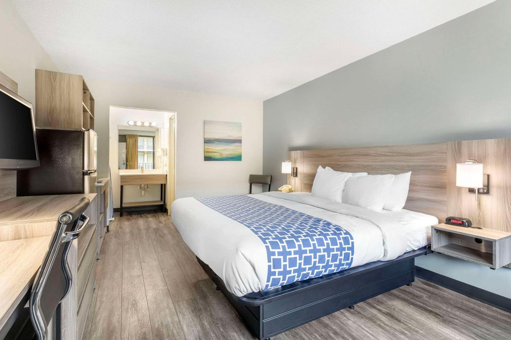 Suburban Studios Tysons Corner Vienna Bagian luar foto